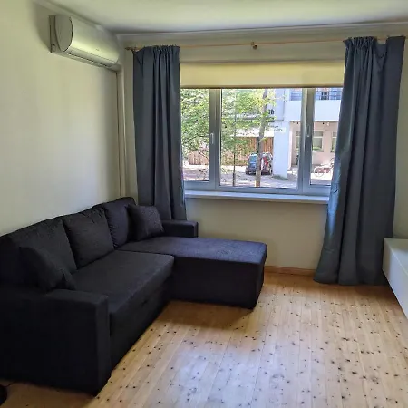 One Bedroom Getaway Near With A/c Apartamento